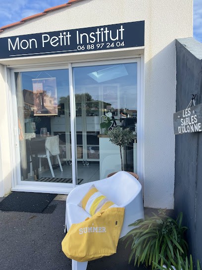 Mon Petit Institute, Institut de Beauté à L'Île-d'Olonne