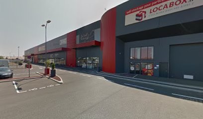 Art et cent ciels, Esthéticienne à Carpiquet