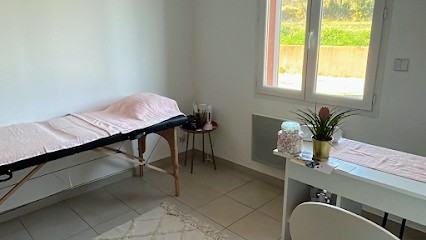 Juju Beauty, Esthéticienne à Saze