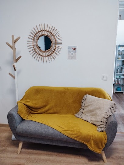 Megg Institut De Beaute, Institut de Beauté à Cers