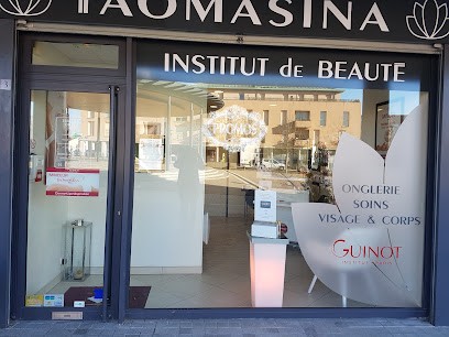 Institut De Beauté Et Onglerie TAOMASINA, Institut de Beauté au Coudray