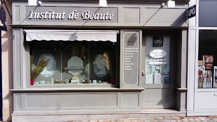 Institut De Beauté, Institut de Beauté à Seine-Port