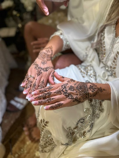 Henna Glow 06, Institut de Beauté à Saint-Laurent-du-Var