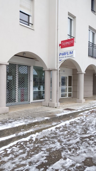 Parfum Centre de Soins Stéphanie, Institut de Beauté à Saint-Genis-Pouilly