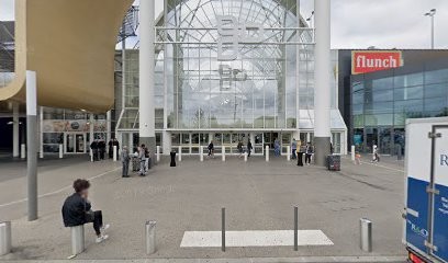 Brow Bar Benefit Cosmetics Belle Epine II, Institut de Beauté à Thiais