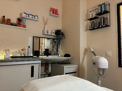 Douce Esthétique By Camila Silva, Institut de Beauté à Lyon 09