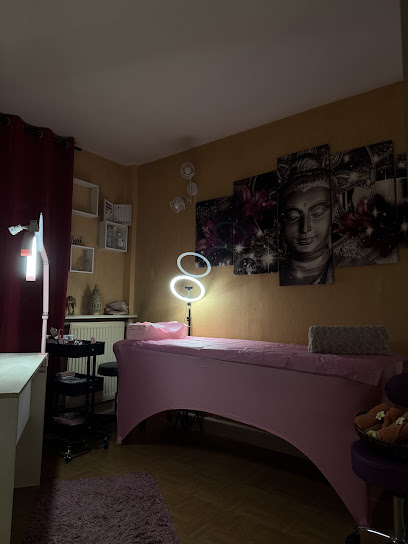Well Glam Studio Institut De Beauté à Ozoir-la-Ferrière