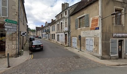 Belle en soie, Esthéticienne à La Charité-sur-Loire