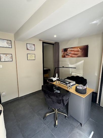 Ongles Al, Institut de Beauté à Saint-Priest