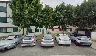 Nails Art Nelly 64, Esthéticienne à Saint-Pierre-d'Irube