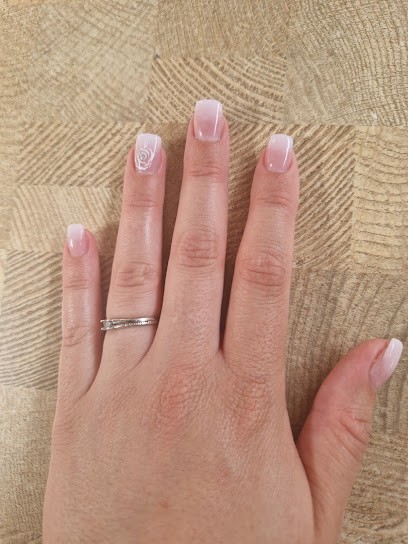 A Portee De Mains, Institut de Beauté à Rochefort