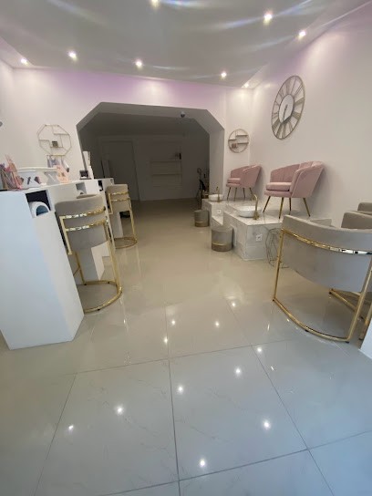 Naily, Institut de Beauté à Tarascon