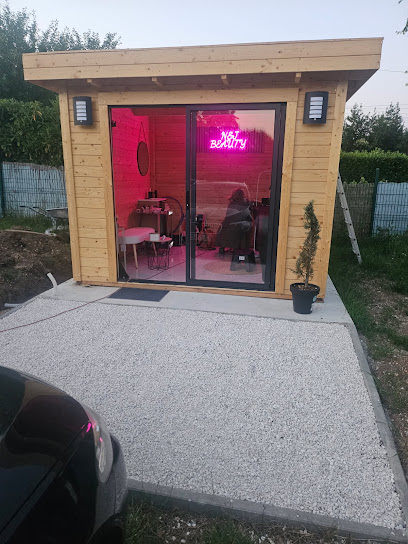 N&J Beauty Institut De Beauté à Saint-Chéron