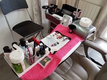Beauty Make Up & Nails By Mine, Institut de Beauté à Rueil-Malmaison