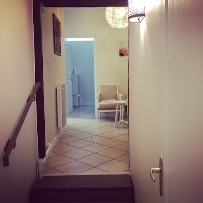 Institut De Beauté Perle D'O, Institut de Beauté à Moulins