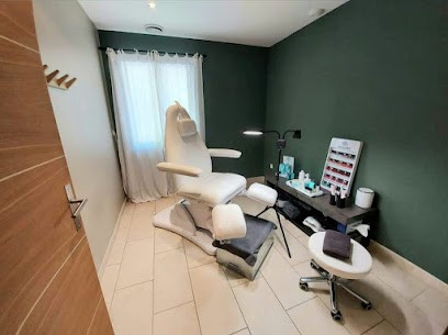 A Corps Et Sens, Institut de Beauté à Grillon