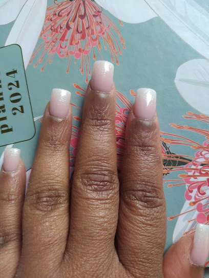 Ln Ongles Et Cils, Institut de Beauté à Draveil