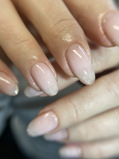 Nails By Mirakuru, Institut De Beauté à Nantes