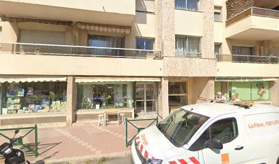 Nails And Beauty Addiction, Institut de Beauté à Roquebrune-Cap-Martin