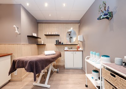 Naturellement Bien, Institut de Beauté à Volvic