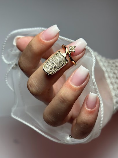 Nathalie's Nails, Institut de Beauté à Camaret-sur-Aigues