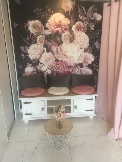 Aux Petits Soins, Institut de Beauté à Lons