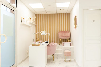R.beautynails, Institut De Beauté à Poitiers