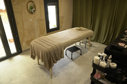 17 Ter - L' Adresse Facialiste Institut De Beauté à Castries