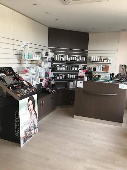 Alexandra Beauté, Institut de Beauté à Fors