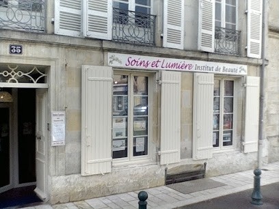 Soins Et Lumière, Institut de Beauté à Jonzac