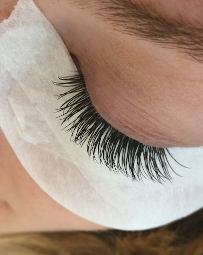 Natalie Williams Beautician, Mobile Beauty Therapist & Eyelash Extension Expert., Esthéticienne à Vallauris