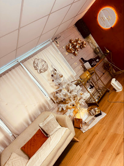 Bm Academy - Fournisseur/Distributeur Produits Lissage, Centre De Formation Bordeaux, Coworking Beauté (Uniquement Sur Rdv), Institut De Beauté à Pessac