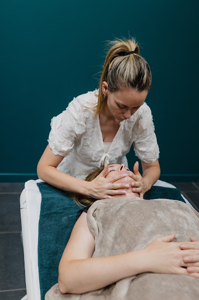 Les Douceurs D'elle - Soins, Massage, Head Spa, Epilations - Saint Jeoire Prieuré - Chambéry Institut De Beauté à Saint-Jeoire-Prieuré
