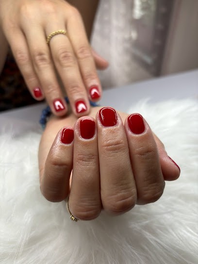 Institut De Beauté Les Douceurs D'Anaïs, Institut de Beauté à Thil