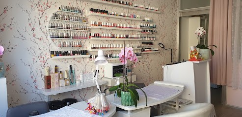 Saigon Esthétique, Esthéticienne à Cogolin