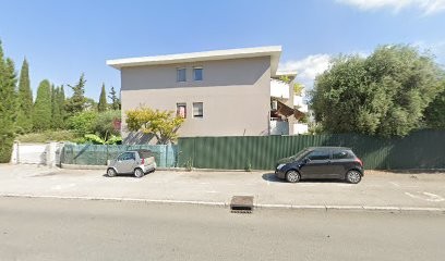 Mademoiselle Vernis By Sarah, Institut de Beauté à Mougins