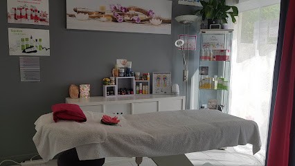 La Source Pure Le BIO à Fleur De Peau , Institut de Beauté à Vergèze