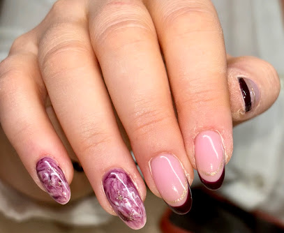 Maï Nails Studio - Prothésiste Ongulaire, Institut De Beauté à Évellys