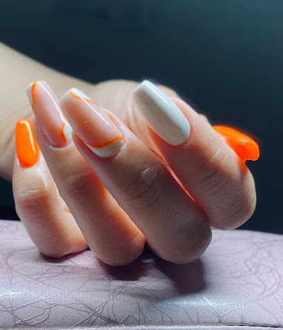 Pretty Little Nails, Institut de Beauté au Thor