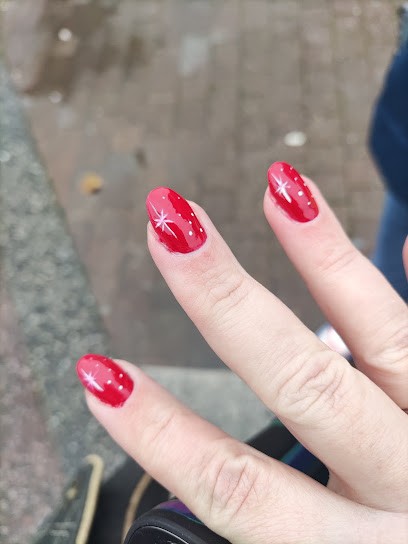 Lou Nails, Institut de Beauté à Grand Bourgtheroulde