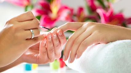 LES MAISONS BEAUTÉ WISNIEWSKI, Esthéticienne à Vallon-Pont-d'Arc