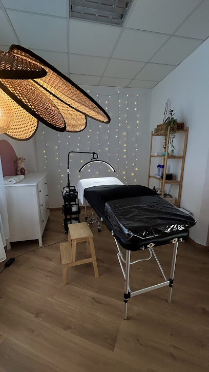 Lily's Beauty, Institut De Beauté à Laudun-l'Ardoise