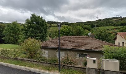 Flowers on your nails, Esthéticienne à Saint-Étienne