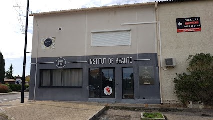 Grain Of Salt, Institut de Beauté aux Angles