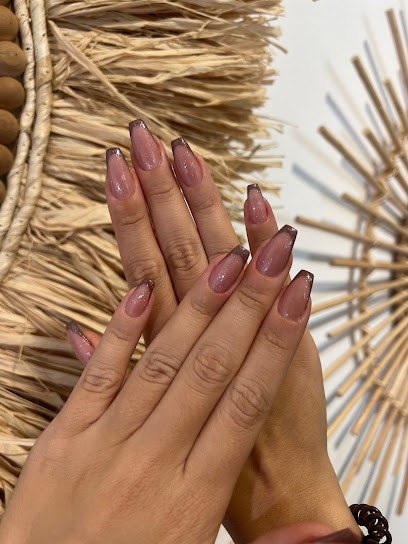 Lou House Of Beauty, Institut de Beauté à Saint-Paul-Trois-Châteaux