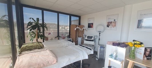 Ysy Pure - Centre Expert Anti-âge,visage Et Corps, Bien-être, Institut de Beauté à Cogolin