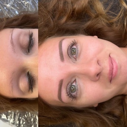 LAURY STUDIO : Maquillage Semi Permanent Sourcils / Lèvres, Institut de Beauté à Liancourt