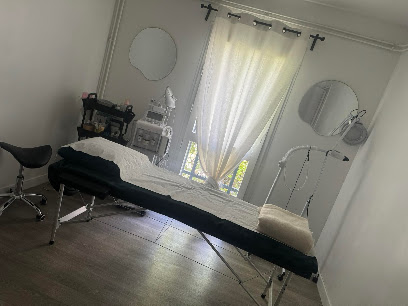 Care 4 You, Institut De Beauté à Paris 20