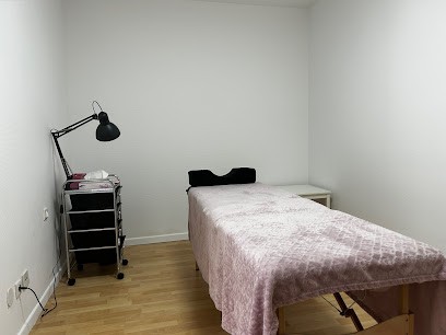 Inès.G, Institut de Beauté à Hambach