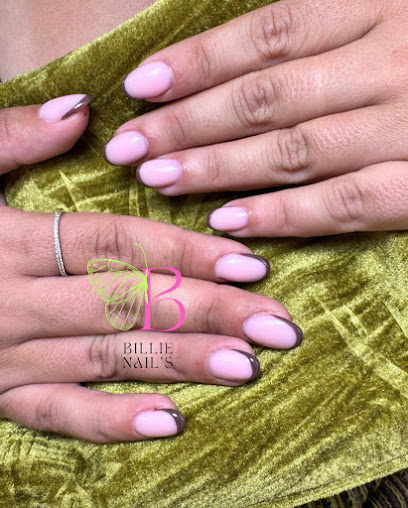 Billie Nails Prothésiste Ongulaire/ Technicienne De Cils Institut De Beauté à Mimet